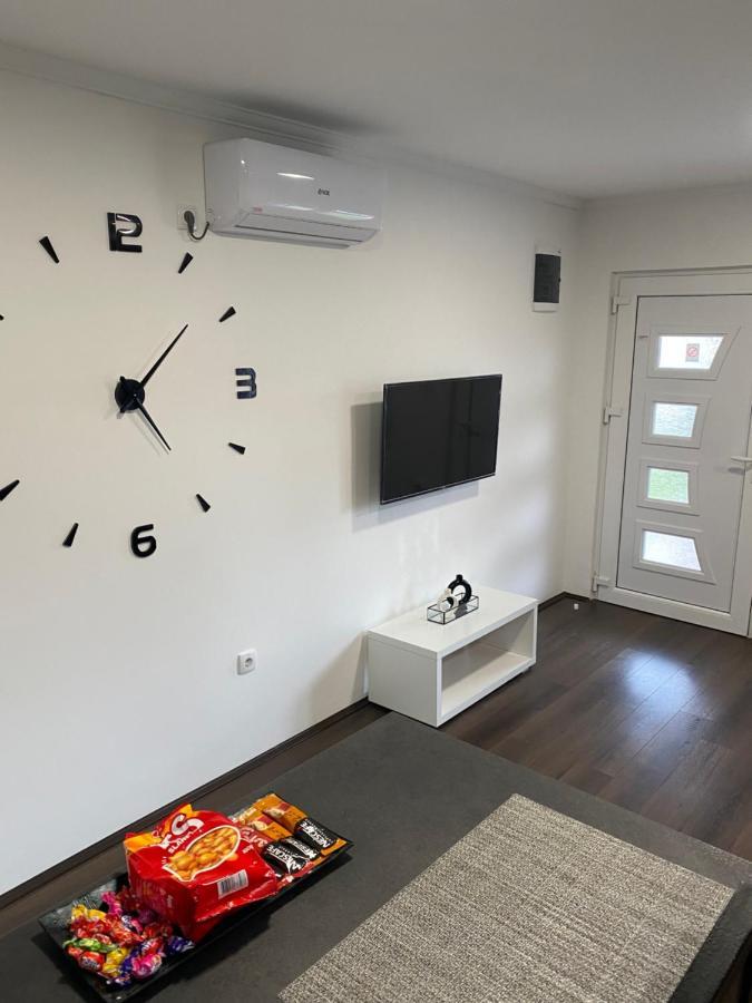 Apartmani Mira Palić Esterno foto